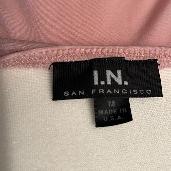 I.N. Muted pink halter top. Ties at neck size medium. 24-135 - Picture 3 of 7